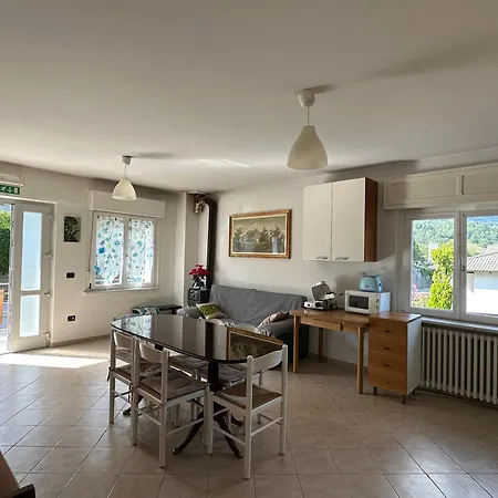 Holiday home Turistici 2 *
